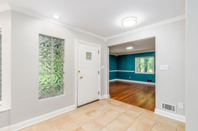 381 Northview Drive, Bexley, OH 43209