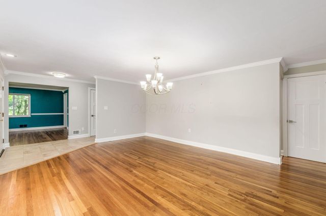 381 Northview Drive, Bexley, OH 43209
