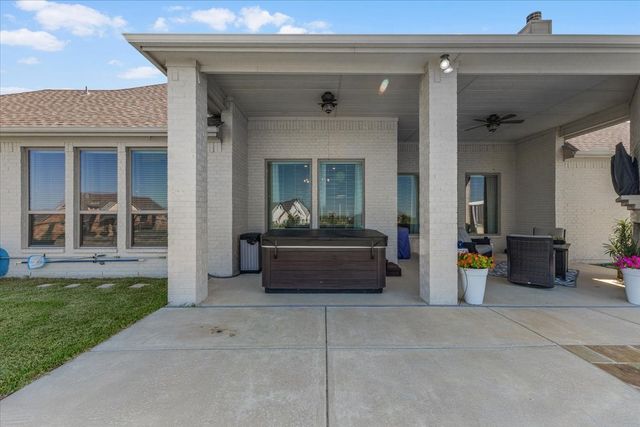 329 Palo Alto Drive, Springtown, TX 76082