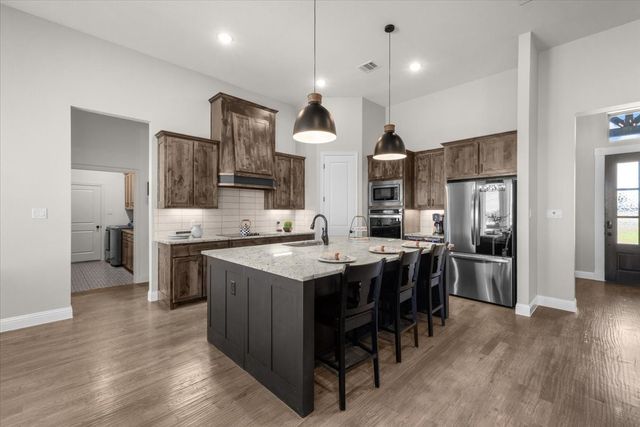 329 Palo Alto Drive, Springtown, TX 76082