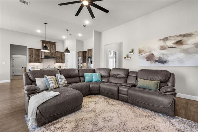 329 Palo Alto Drive, Springtown, TX 76082