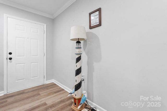 3545 Yorkland Drive, Hickory, NC 28601