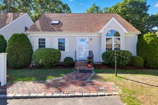 16 Trotting Park Road UNIT 4B, Falmouth, MA 02540