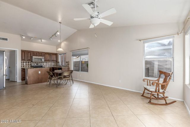 830 W COOLEY Drive, Gilbert, AZ 85233