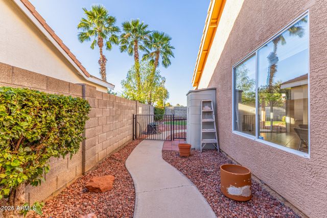 830 W COOLEY Drive, Gilbert, AZ 85233