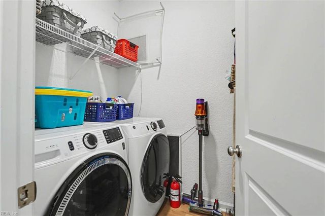 111 Mainsail LOOP, Yorktown, VA 23693