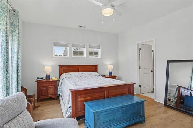 111 Mainsail LOOP, Yorktown, VA 23693