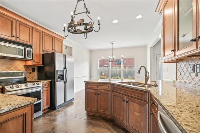 1671 FORSYTHE TRAIL TRL, Collierville, TN 38017