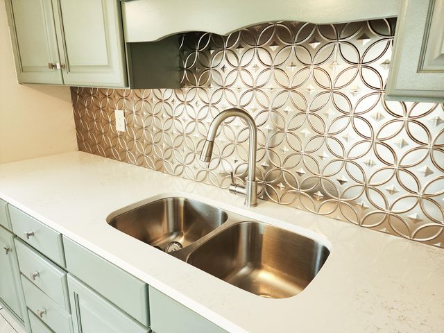 S 1322 David AVE, Covington, VA 24426