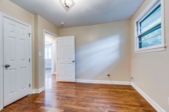 1200 Seymour Ave, Nashville, TN 37206