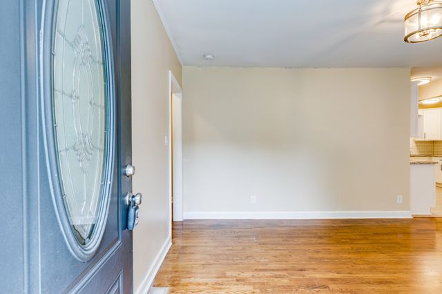 1200 Seymour Ave, Nashville, TN 37206