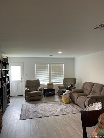 2754 Green Finch, New Braunfels, TX 78130