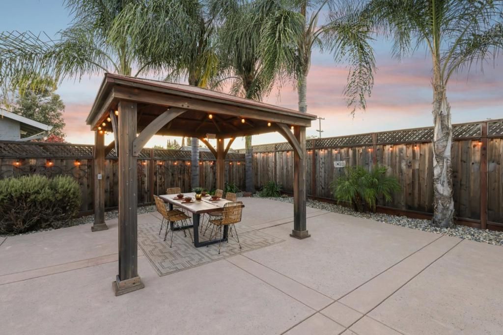 Image 2 of property listing at 4220 Corte De Tebaldi, San Jose, CA 95118