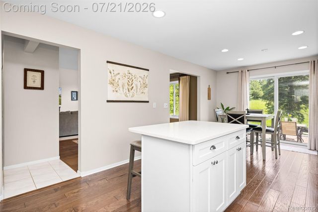 8146 Steven Court, Canton Charter Township, MI 48187