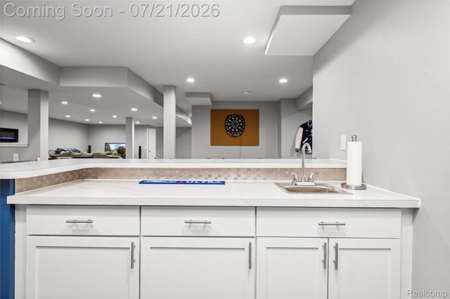8146 Steven Court, Canton Charter Township, MI 48187