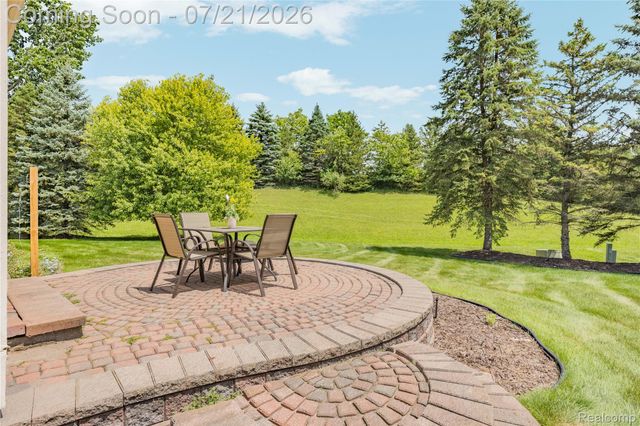 8146 Steven Court, Canton Charter Township, MI 48187