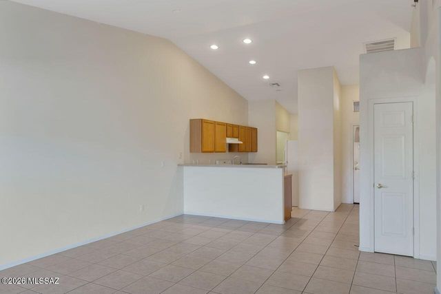 3876 N Forest Park Dr Unit 138, Tucson, AZ 85718