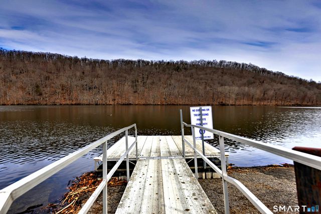 15 Scenic View Drive, Newtown, CT 06470