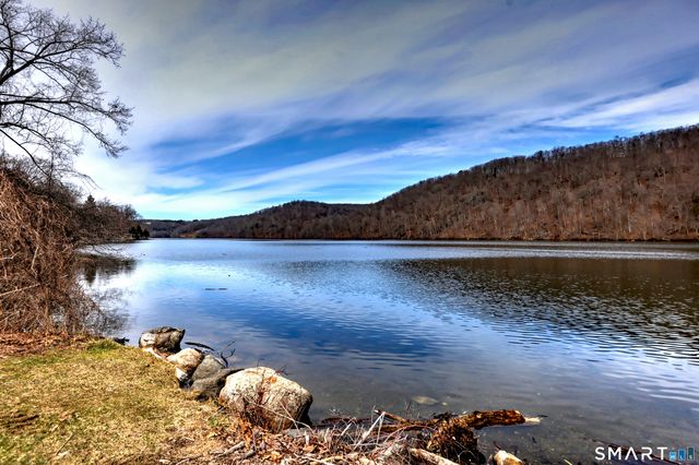 15 Scenic View Drive, Newtown, CT 06470