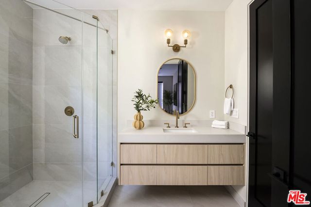 4651 Morse Avenue, Sherman Oaks, CA 91423