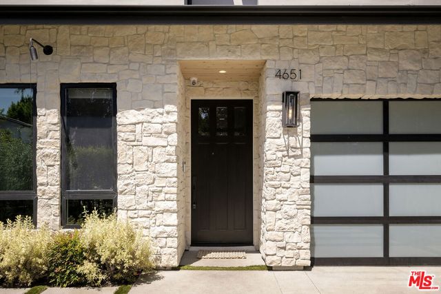 4651 Morse Avenue, Sherman Oaks, CA 91423
