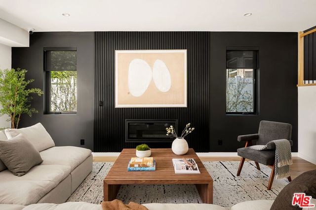4651 Morse Avenue, Sherman Oaks, CA 91423
