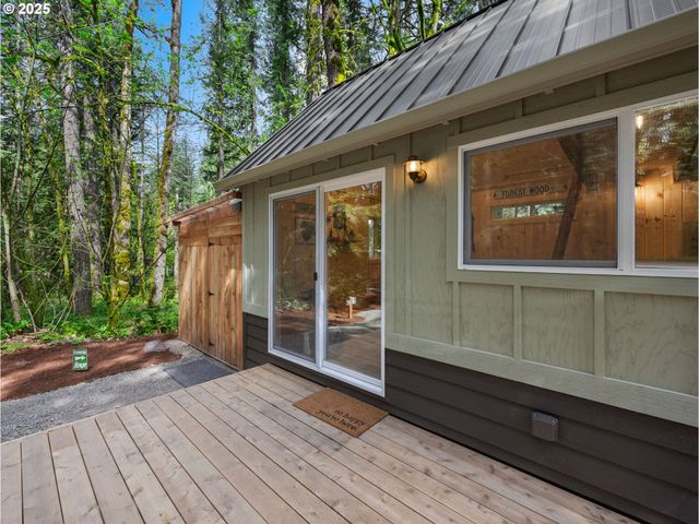 23375 E ADEL Ave, Brightwood, OR 97011