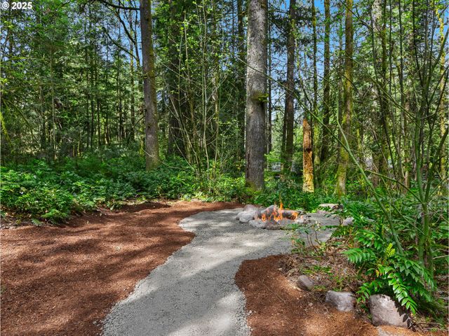 23375 E ADEL Ave, Brightwood, OR 97011
