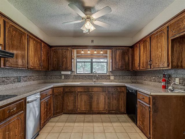 14380 SE 15th Street, Choctaw, OK 73020