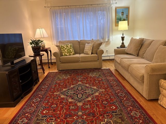 73 Walnut Street 6, Newton, MA 02460