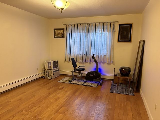 73 Walnut Street 6, Newton, MA 02460