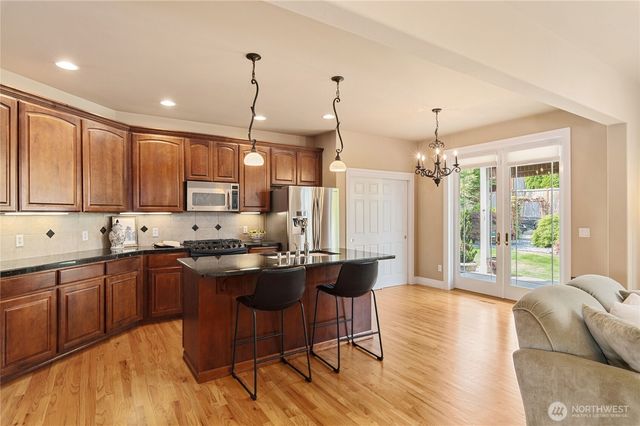 17112 136th Avenue Ct E, Puyallup, WA 98374