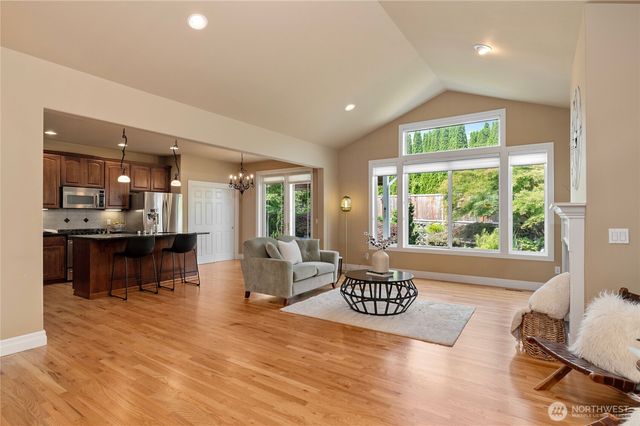 17112 136th Avenue Ct E, Puyallup, WA 98374
