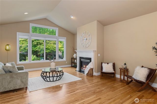 17112 136th Avenue Ct E, Puyallup, WA 98374