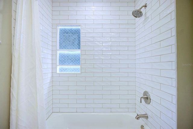 1011 TEQUESTA TRAIL, Lake Wales, FL 33898