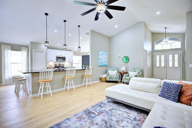 1011 TEQUESTA TRAIL, Lake Wales, FL 33898