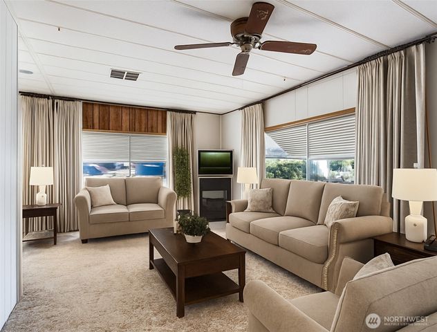 1111 Archwood Drive SW #366, Olympia, WA 98502