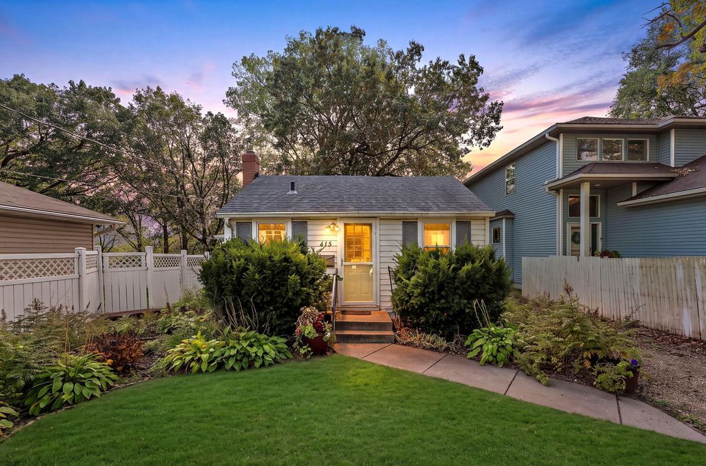 415 Chestnut Street E, South Saint Paul, MN 55075 — exterior