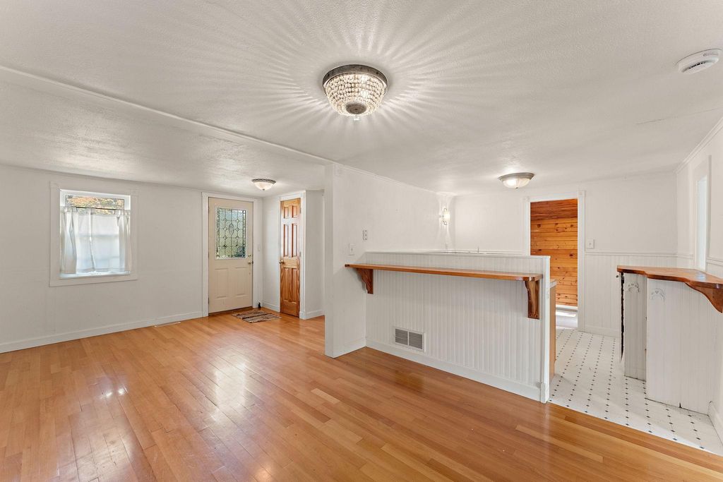 415 Chestnut Street E, South Saint Paul, MN 55075 — photo 4
