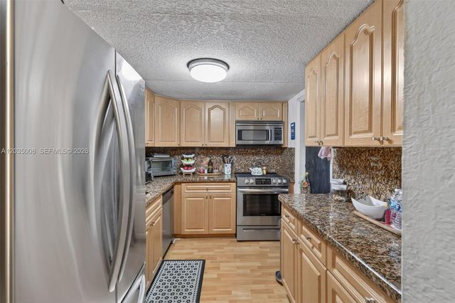 7917 SW 104th St 201F, Miami, FL 33156