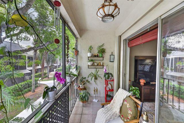 7917 SW 104th St 201F, Miami, FL 33156