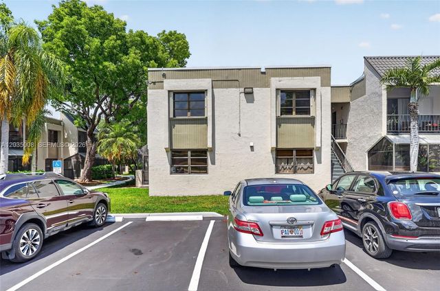 7917 SW 104th St 201F, Miami, FL 33156