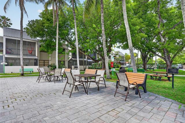 7917 SW 104th St 201F, Miami, FL 33156