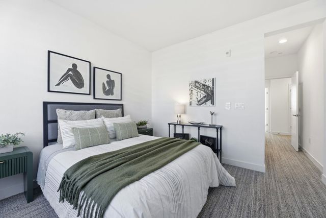 931 Edy Ln, Oakland, CA 94607