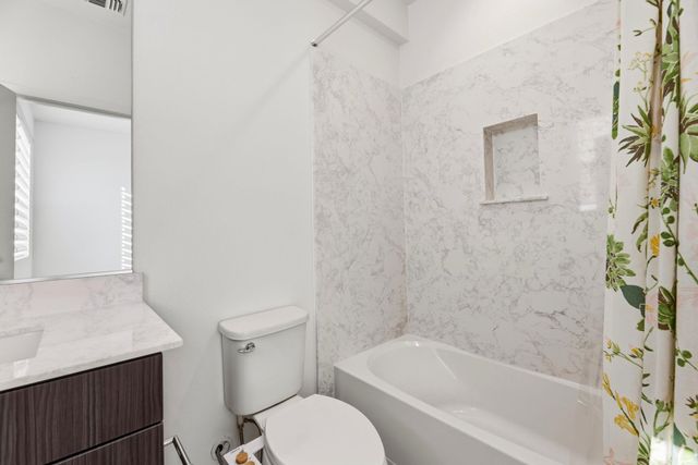 931 Edy Ln, Oakland, CA 94607