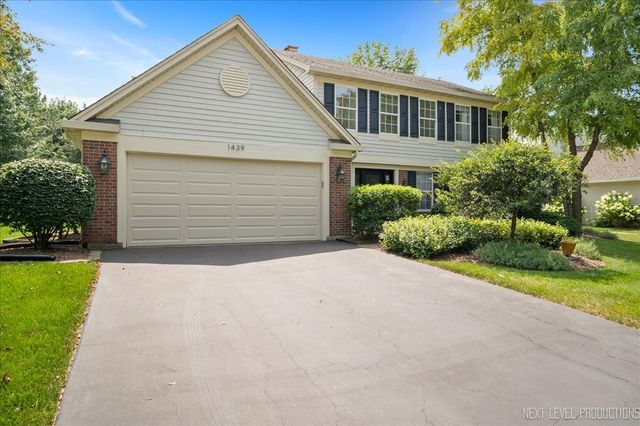 1439 Huntcliff Road, Bartlett, IL 60103