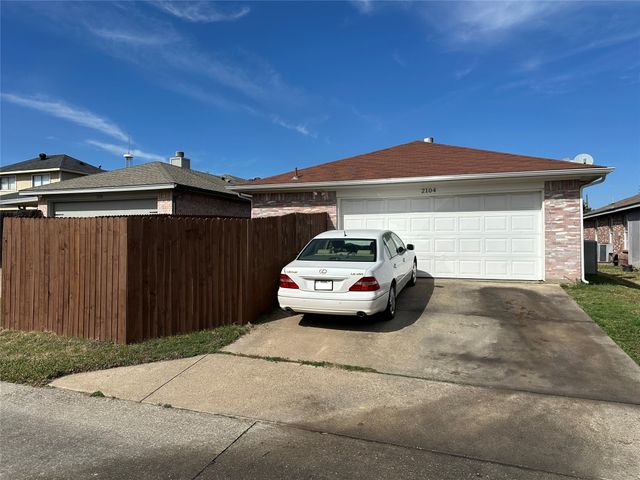 2104 Kirkwood Street, Mesquite, TX 75149