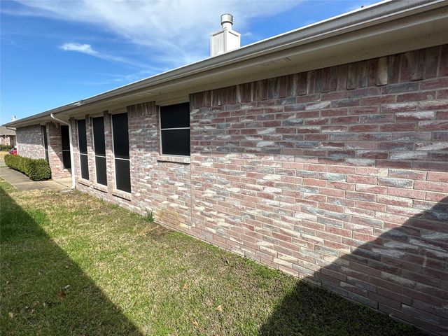 2104 Kirkwood Street, Mesquite, TX 75149