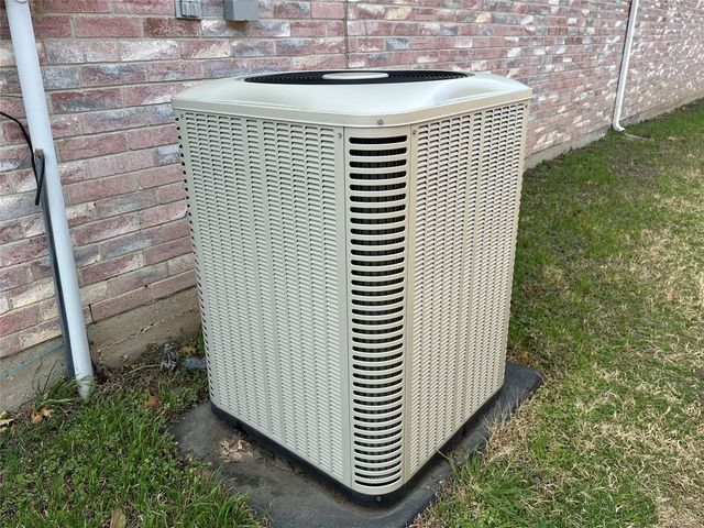 2104 Kirkwood Street, Mesquite, TX 75149