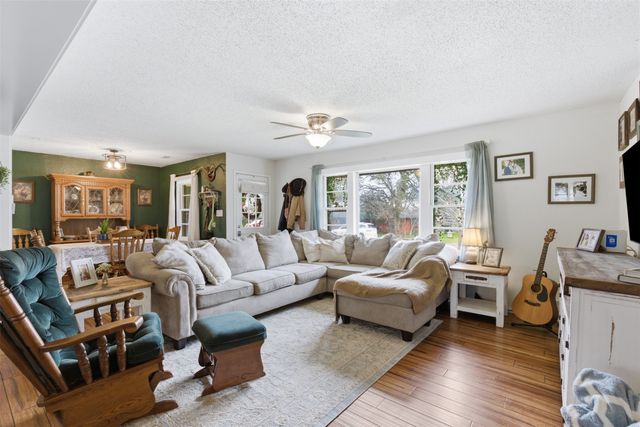 1218 Warden Street, Benbrook, TX 76126